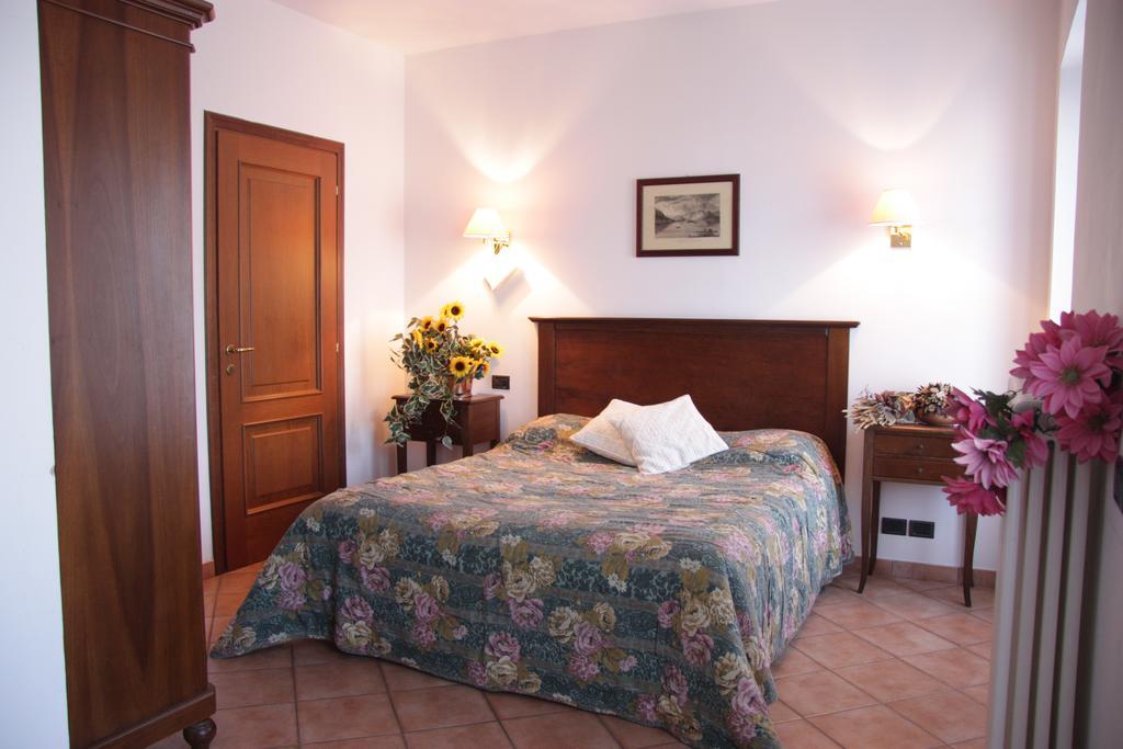 Hotel La Locanda Stresa Oda fotoğraf